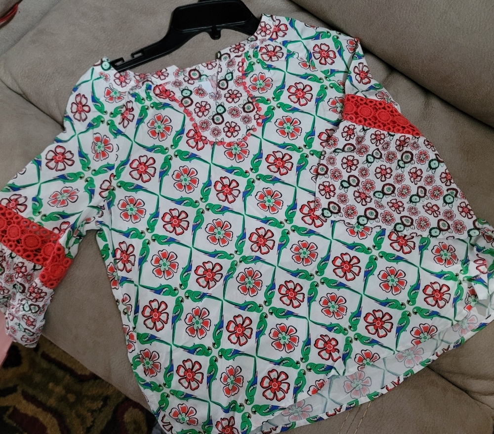 Crown & Ivy bird print top (kids)